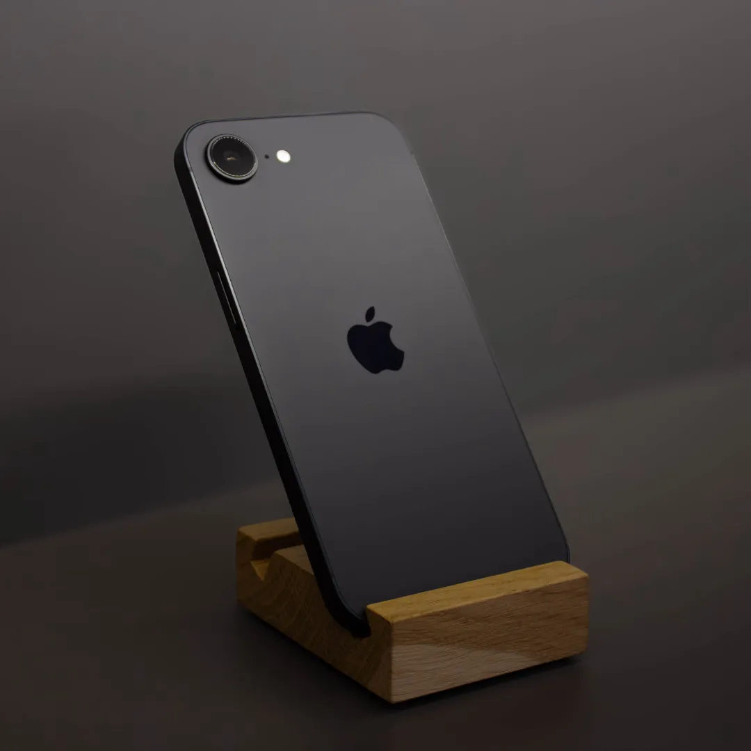 iPhone 16e 512 GB Black